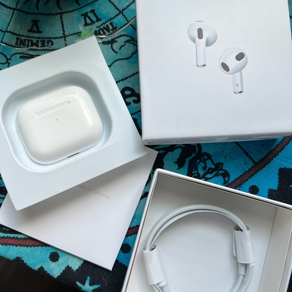 Apple AirPods 3